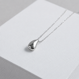RAINDROP NECKLACE