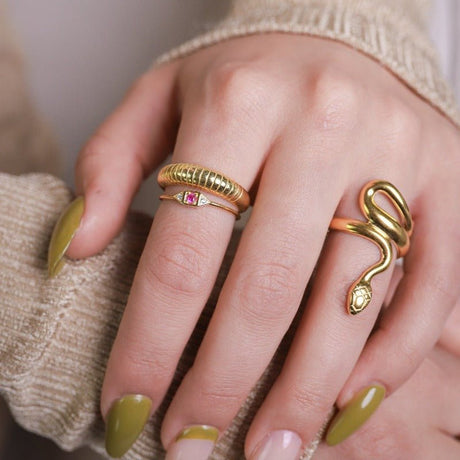 DAINTY RUBY RING - Lillys amsterdam